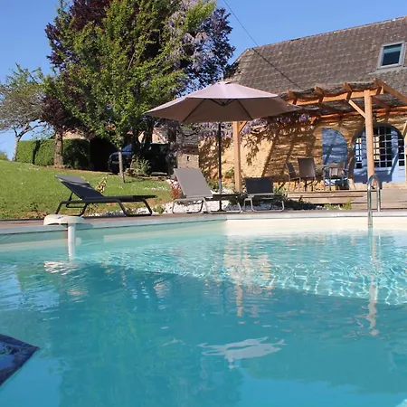Prázdninový dům Les Combes Avec Piscine Chauffee Au Nord Sarlat *