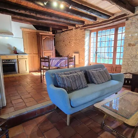 Les Combes Avec Piscine Chauffee Au Nord Sarlat Prázdninový dům